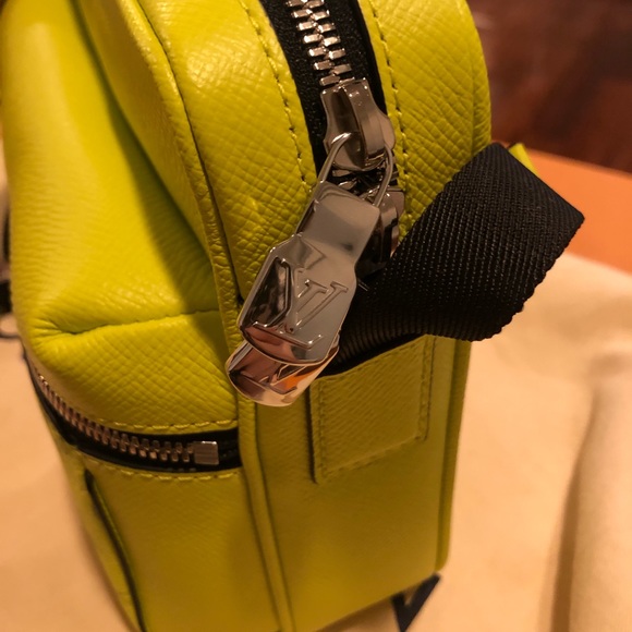 ✨Louis Vuitton Messenger Bahia Eclipse✨ - Picture 3 of 7